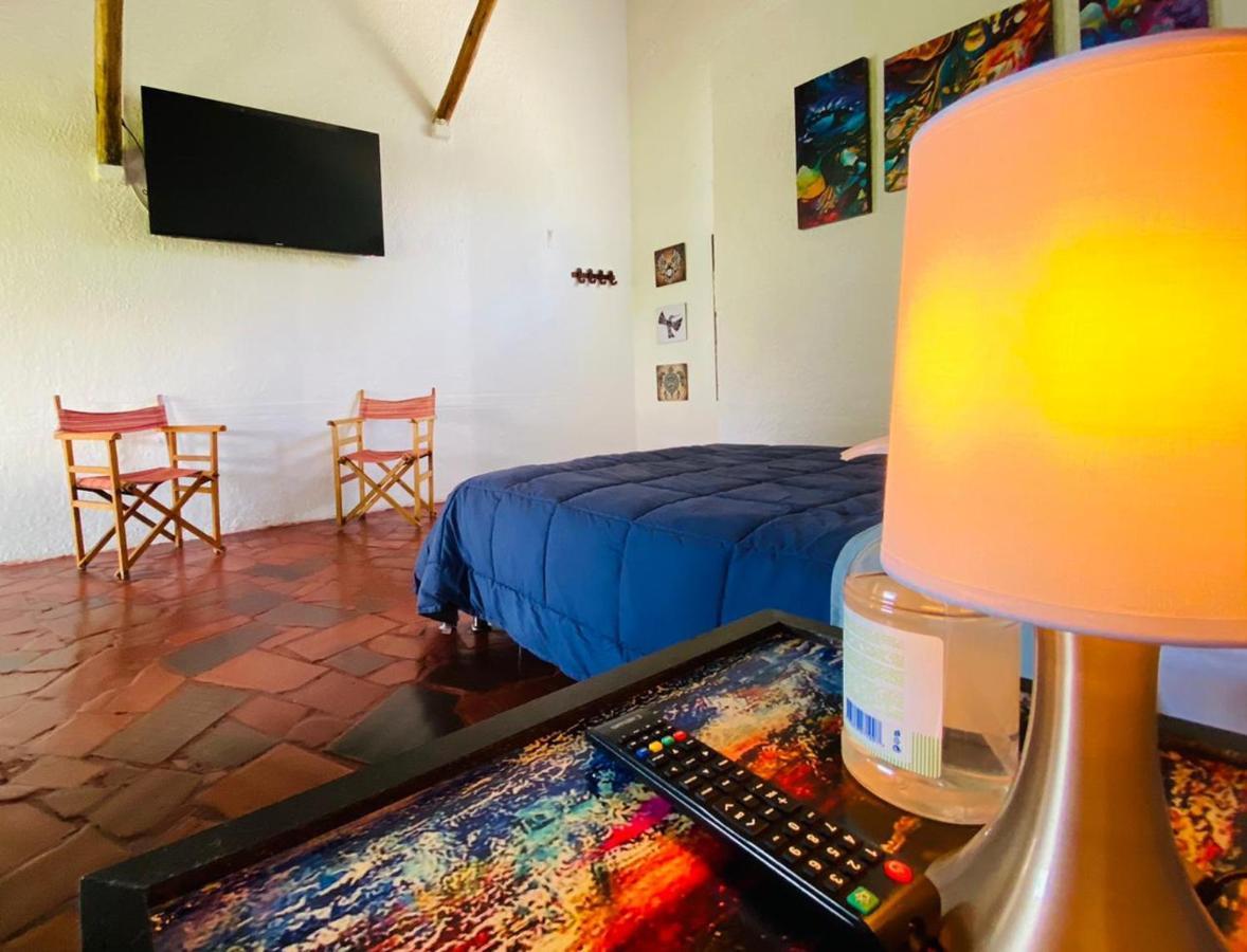 Club Aviva Guatavita - Hostel - Restaurante, Disco & Bar Eksteriør bilde